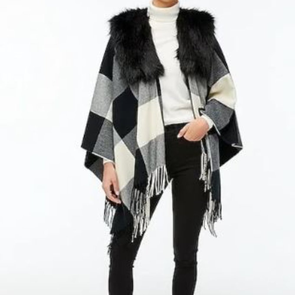 ONE OS JCREW FACTORY BUFFALO PLAID FAUX FUR FRINGED PONCHP